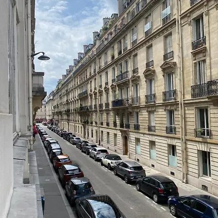 Apartment Superbe Loft Duplex Au Coeur Du 17eme *
